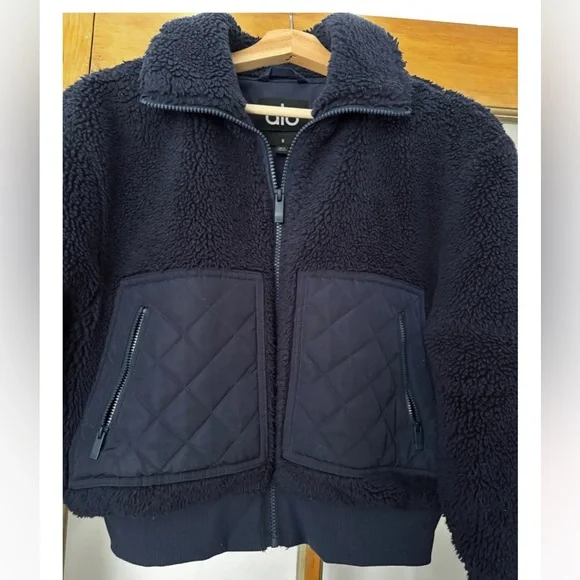 Alo Sherpa Bomber Jacket - Picture 2 of 6